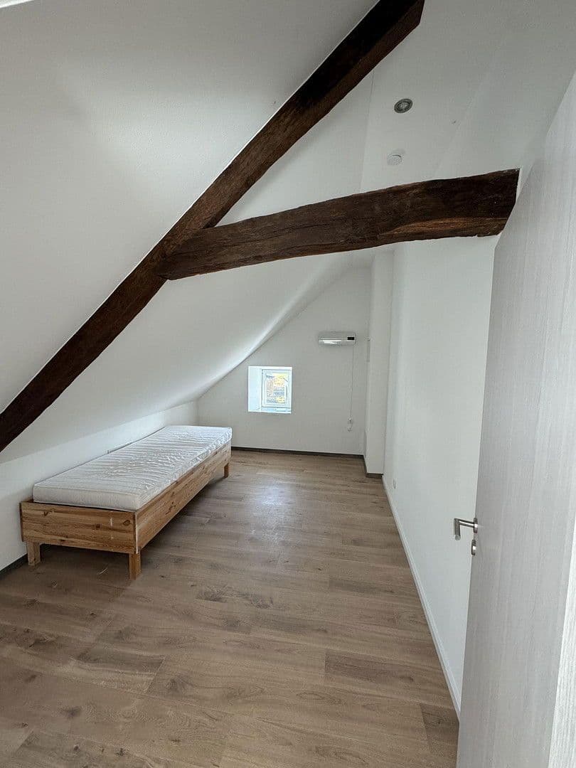 Prodej domu 390 m², pozemek 587 m², Mandern, Porýní-Falc Prodej domu 390 m², pozemek 587 m², Mandern, Porýní-Falc