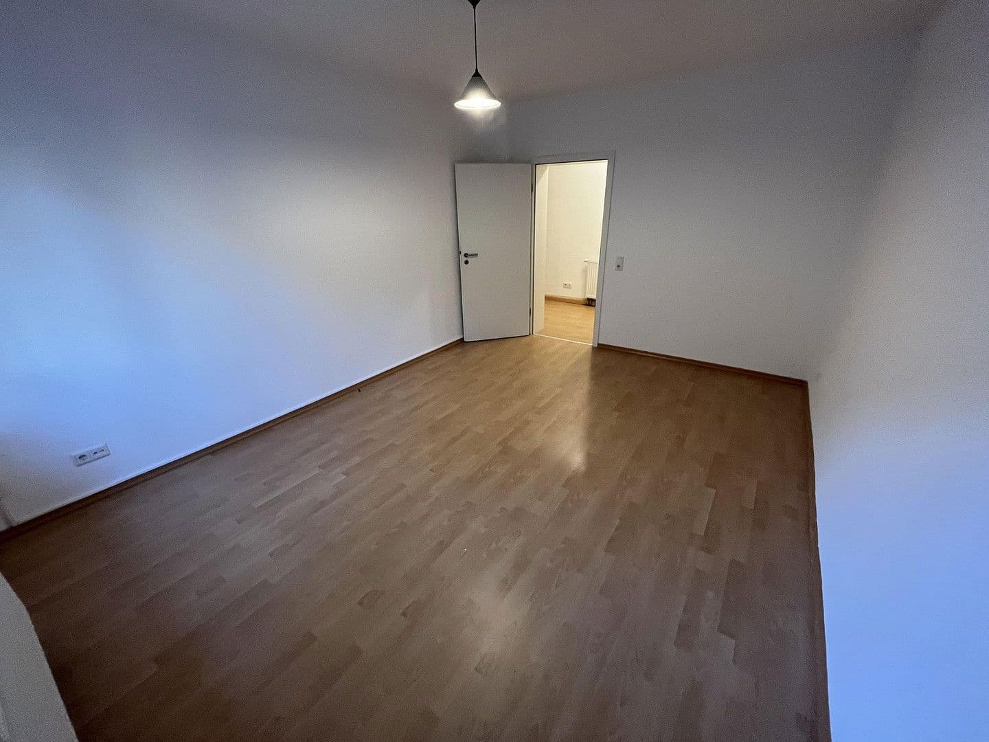 Pronájem bytu 2+1 58 m², Schillerstr. 32, Dortmund, Severní Porýní-Vestfálsko Pronájem bytu 2+1 58 m², Schillerstr. 32, Dortmund, Severní Porýní-Vestfálsko