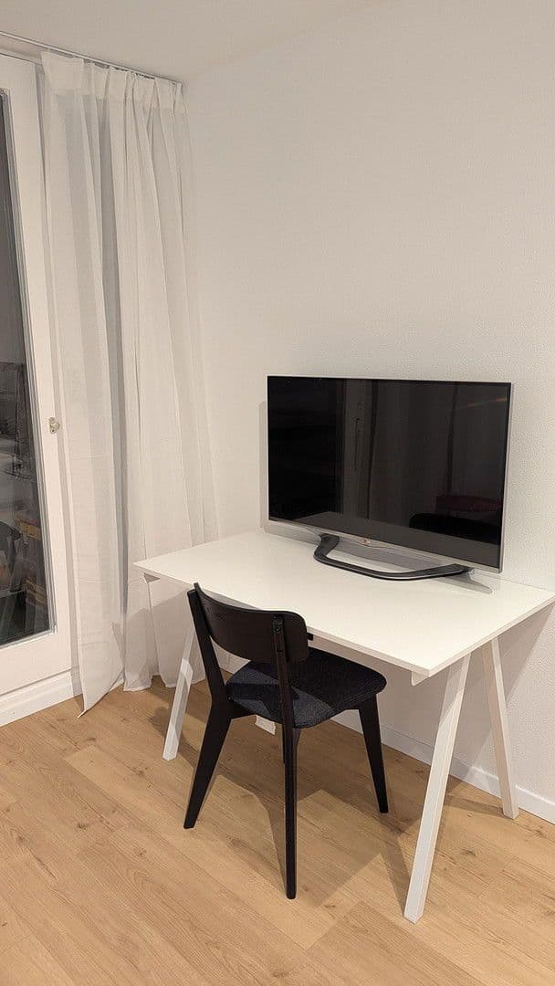 Pronájem bytu 1+1 34 m², Helene-Mayer-Ring 12, München, Bavorsko Pronájem bytu 1+1 34 m², Helene-Mayer-Ring 12, München, Bavorsko