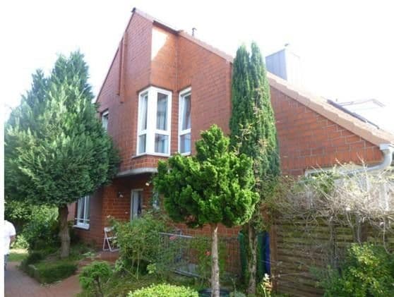 Prodej domu 107 m², pozemek 445 m², Minden, Severní Porýní-Vestfálsko Prodej domu 107 m², pozemek 445 m², Minden, Severní Porýní-Vestfálsko