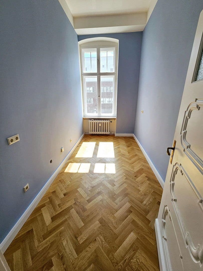 Prodej bytu 4+1 150 m², Brandenburgische Straße 16, Berlin, Berlín Prodej bytu 4+1 150 m², Brandenburgische Straße 16, Berlin, Berlín