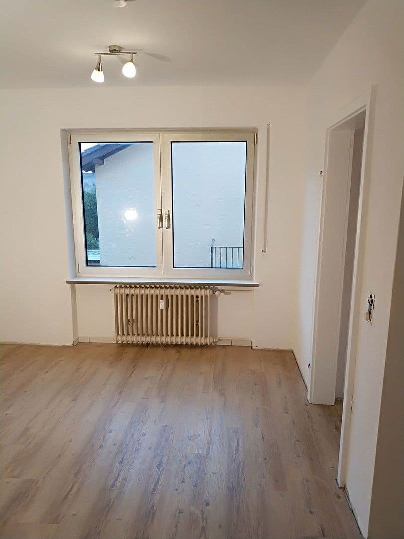 Pronájem bytu 2+1 45 m², Steinwenden, Porýní-Falc Pronájem bytu 2+1 45 m², Steinwenden, Porýní-Falc