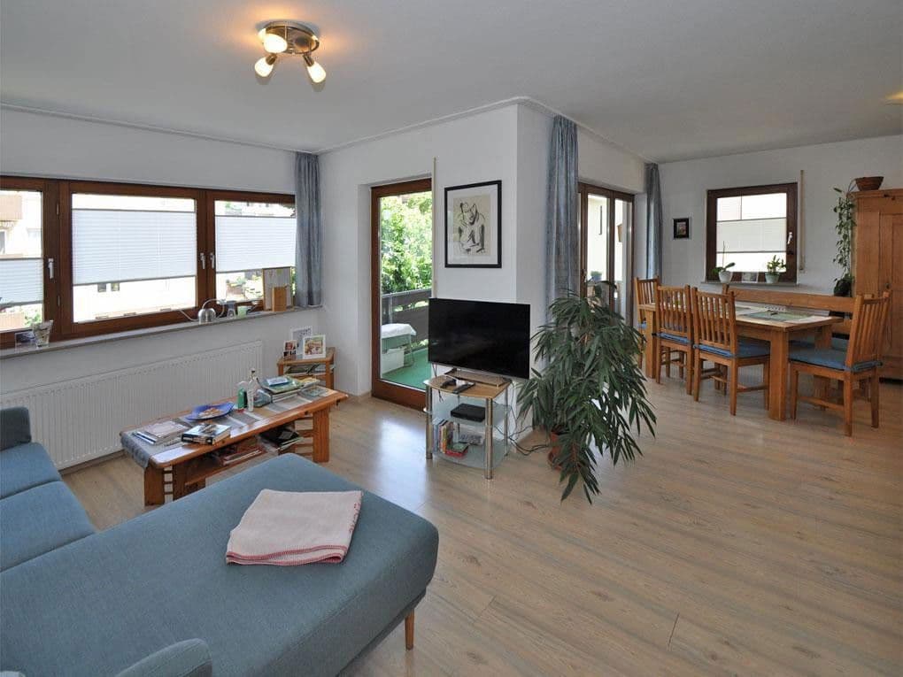 Pronájem bytu 3+1 89 m², Pohlheim, Hessen Pronájem bytu 3+1 89 m², Pohlheim, Hessen