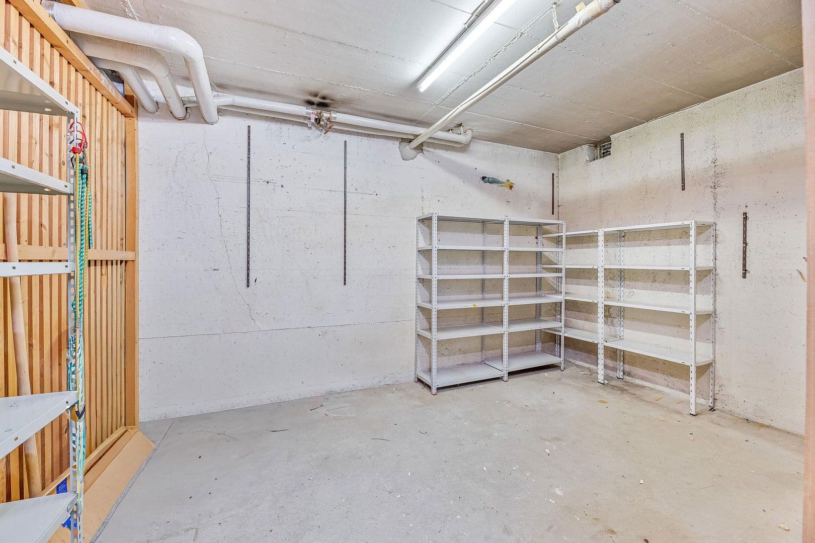 Prodej bytu 3+kk 85 m², Leonberg, Bádensko-Württembersko Prodej bytu 3+kk 85 m², Leonberg, Bádensko-Württembersko