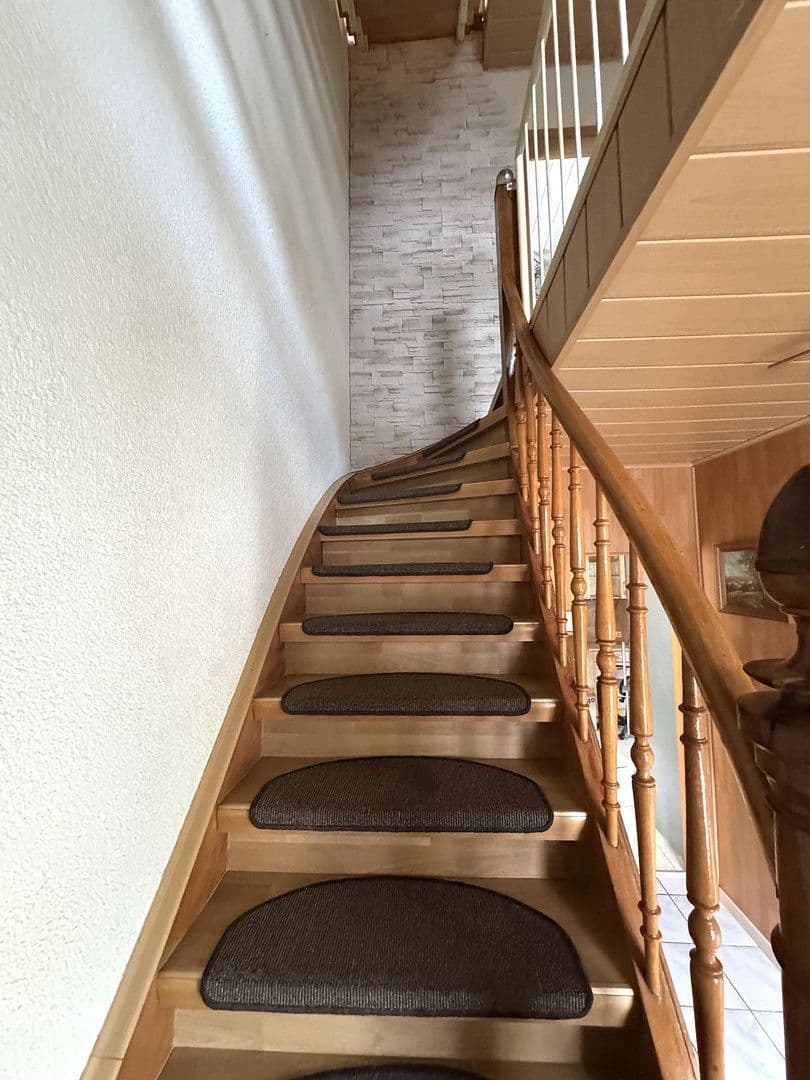 Prodej domu 124 m², pozemek 339 m², Karbachstr. 2, Neuwied, Porýní-Falc Prodej domu 124 m², pozemek 339 m², Karbachstr. 2, Neuwied, Porýní-Falc