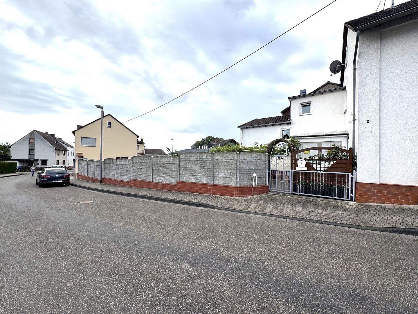 Prodej domu 124 m², pozemek 339 m², Karbachstr. 2, Neuwied, Porýní-Falc Prodej domu 124 m², pozemek 339 m², Karbachstr. 2, Neuwied, Porýní-Falc