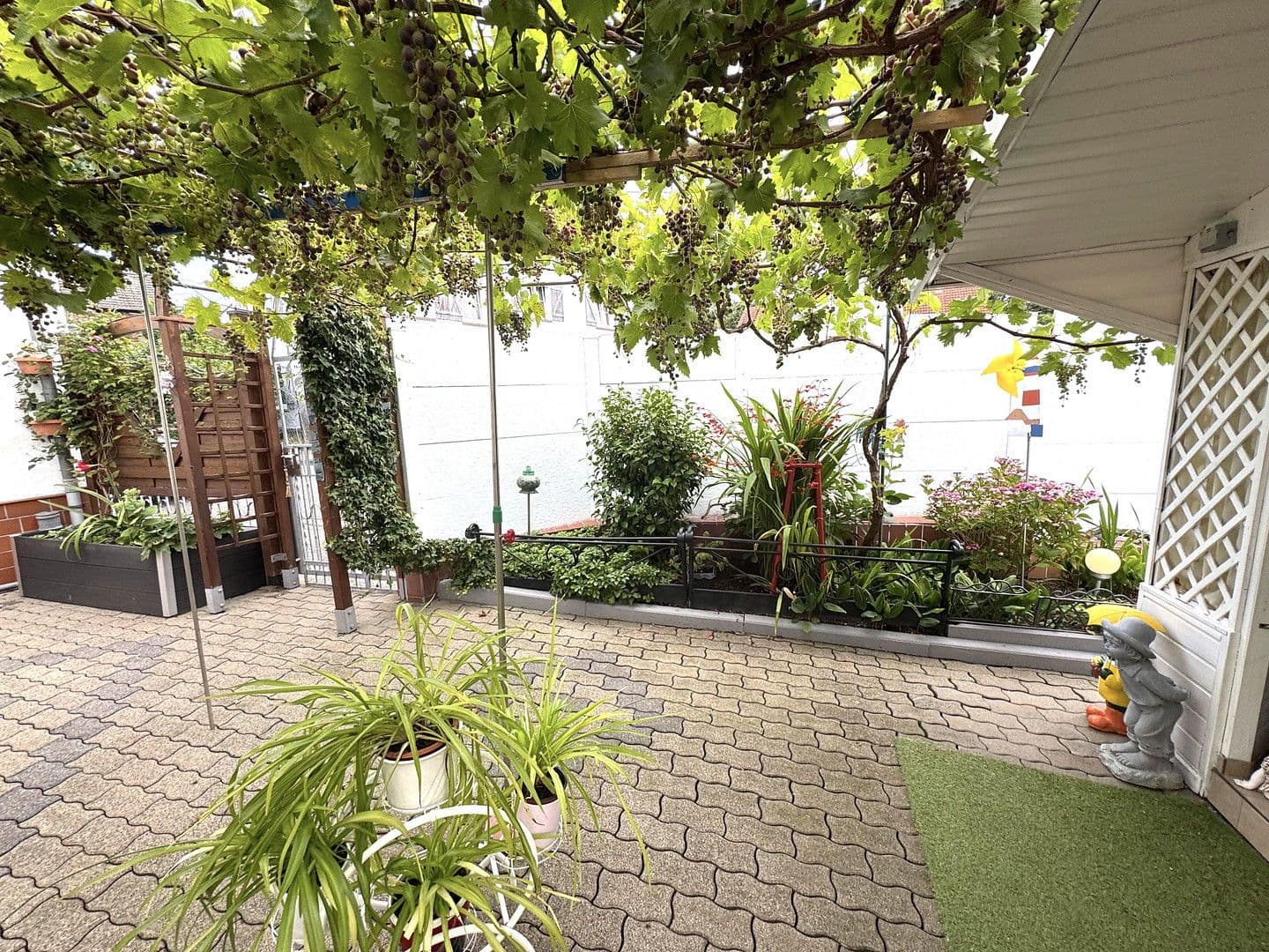 Prodej domu 124 m², pozemek 339 m², Karbachstr. 2, Neuwied, Porýní-Falc Prodej domu 124 m², pozemek 339 m², Karbachstr. 2, Neuwied, Porýní-Falc