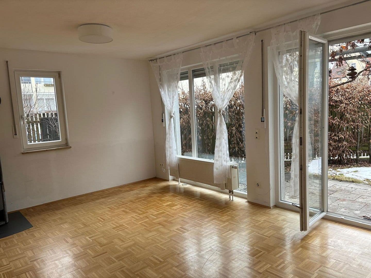 Prodej domu 140 m², pozemek 194 m², Regensburg, Bavorsko Prodej domu 140 m², pozemek 194 m², Regensburg, Bavorsko