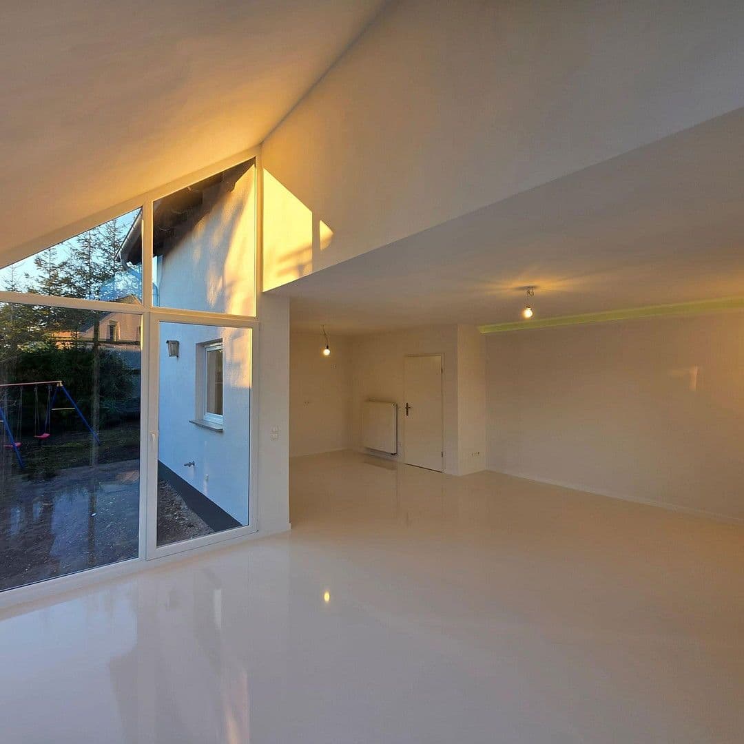 Prodej domu 121 m², pozemek 554 m², Deumener Weg 1, Hohenmölsen, Sasko-Anhaltsko Prodej domu 121 m², pozemek 554 m², Deumener Weg 1, Hohenmölsen, Sasko-Anhaltsko