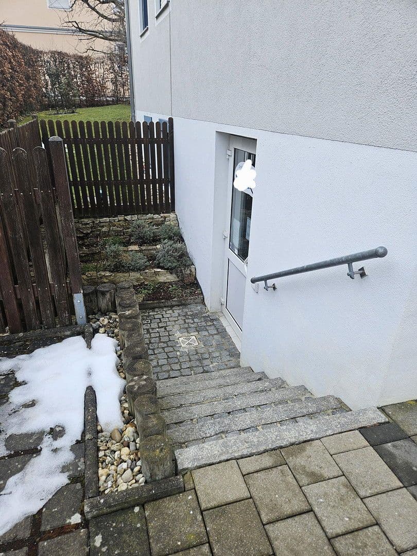 Pronájem kanceláře 80 m², Lehenbuckl 39, Lenting, Bavorsko Pronájem kanceláře 80 m², Lehenbuckl 39, Lenting, Bavorsko