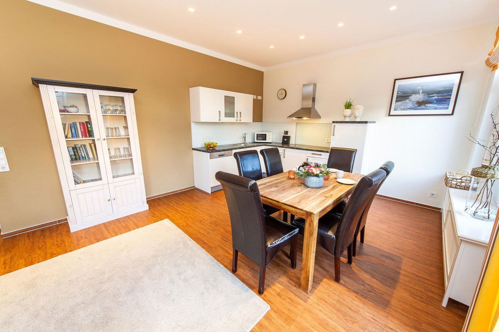 Prodej domu 546 m², pozemek 890 m², Friedrich-August-Straße, 10, Wangerooge, Dolní Sasko Prodej domu 546 m², pozemek 890 m², Friedrich-August-Straße, 10, Wangerooge, Dolní Sasko