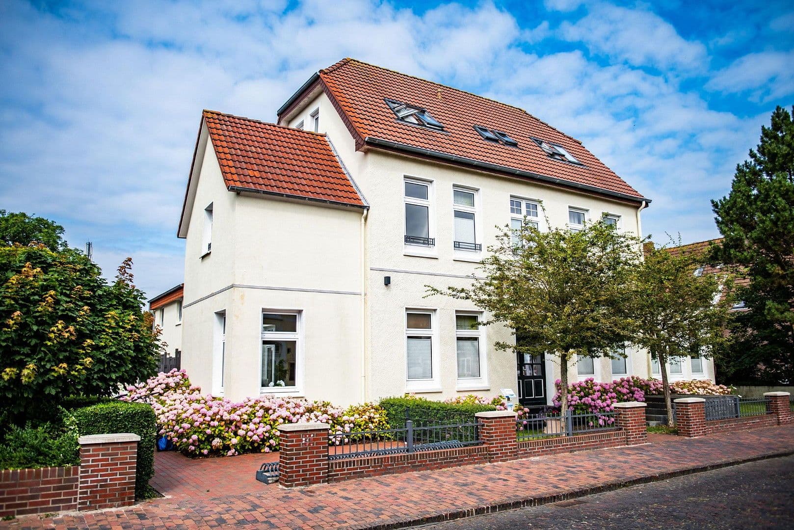 Prodej domu 546 m², pozemek 890 m², Friedrich-August-Straße, 10, Wangerooge, Dolní Sasko Prodej domu 546 m², pozemek 890 m², Friedrich-August-Straße, 10, Wangerooge, Dolní Sasko