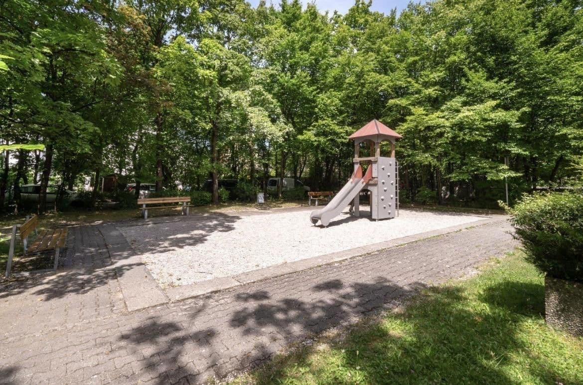 Prodej bytu 3+1 74 m², München, Bavorsko Prodej bytu 3+1 74 m², München, Bavorsko