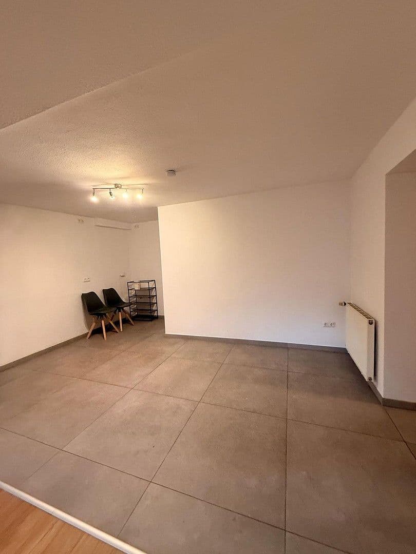 Pronájem bytu 4+1 120 m², Händelstraße 26, Limeshain, Hessen Pronájem bytu 4+1 120 m², Händelstraße 26, Limeshain, Hessen