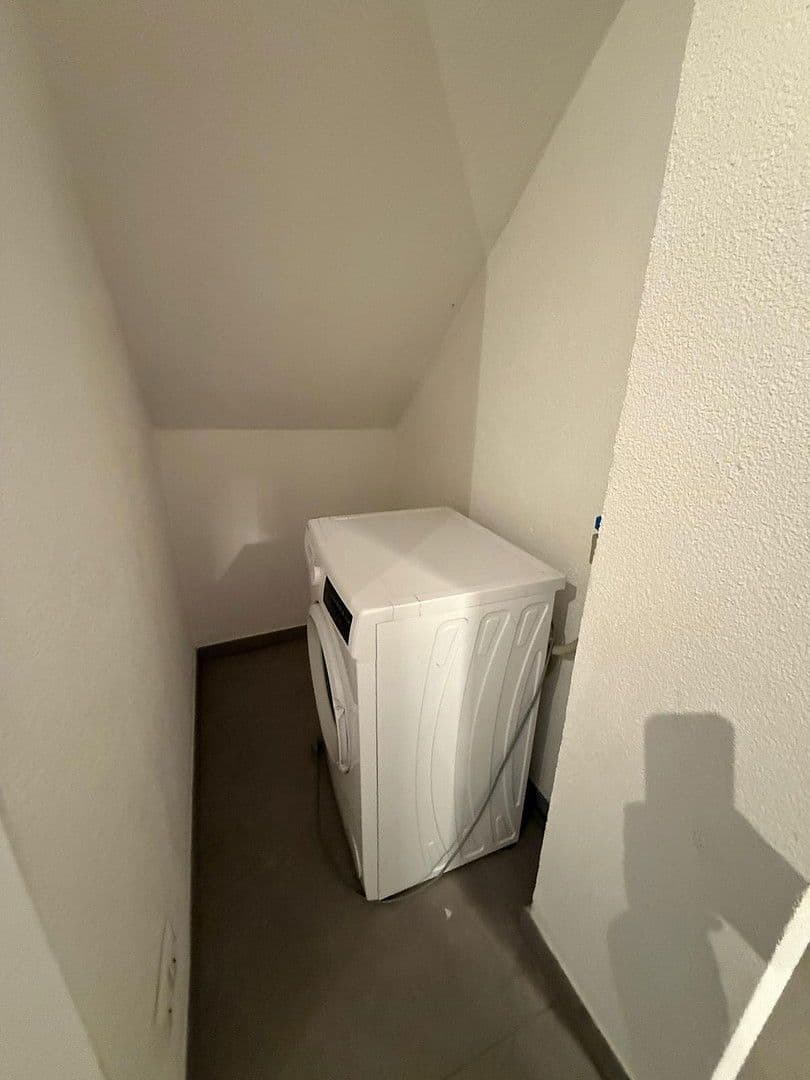 Pronájem bytu 4+1 120 m², Händelstraße 26, Limeshain, Hessen Pronájem bytu 4+1 120 m², Händelstraße 26, Limeshain, Hessen