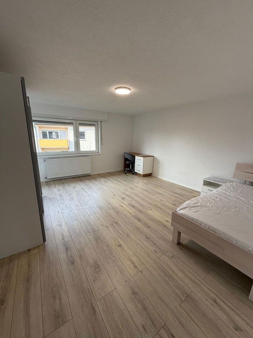 Prodej bytu 3+1 68 m², Trifelsstraße 79, Ludwigshafen, Porýní-Falc Prodej bytu 3+1 68 m², Trifelsstraße 79, Ludwigshafen, Porýní-Falc