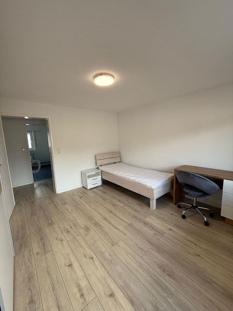 Prodej bytu 3+1 68 m², Trifelsstraße 79, Ludwigshafen, Porýní-Falc Prodej bytu 3+1 68 m², Trifelsstraße 79, Ludwigshafen, Porýní-Falc