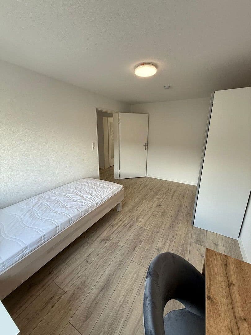 Prodej bytu 3+1 68 m², Trifelsstraße 79, Ludwigshafen, Porýní-Falc Prodej bytu 3+1 68 m², Trifelsstraße 79, Ludwigshafen, Porýní-Falc