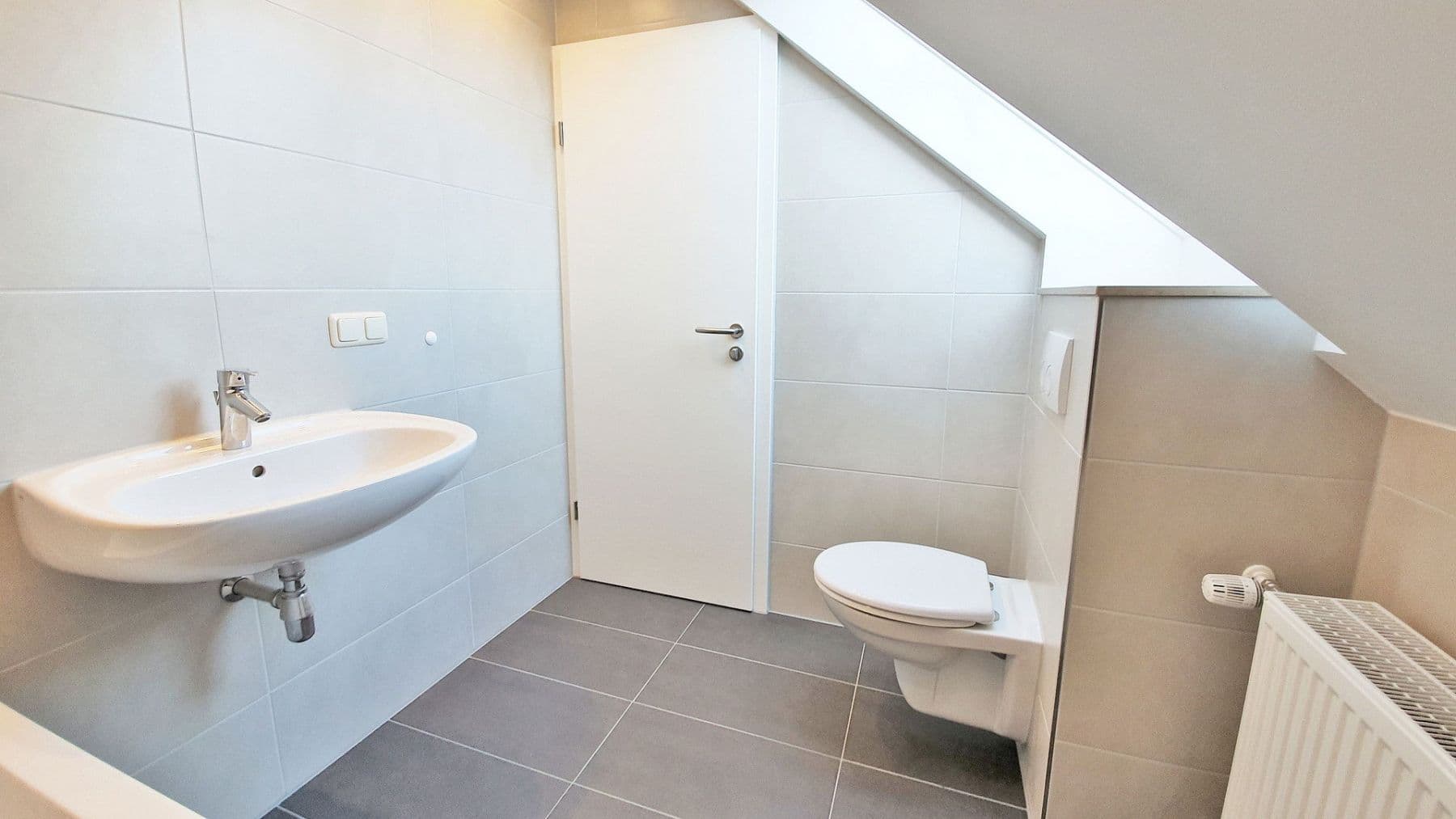 Pronájem domu 100 m², pozemek 180 m², Peine, Dolní Sasko Pronájem domu 100 m², pozemek 180 m², Peine, Dolní Sasko