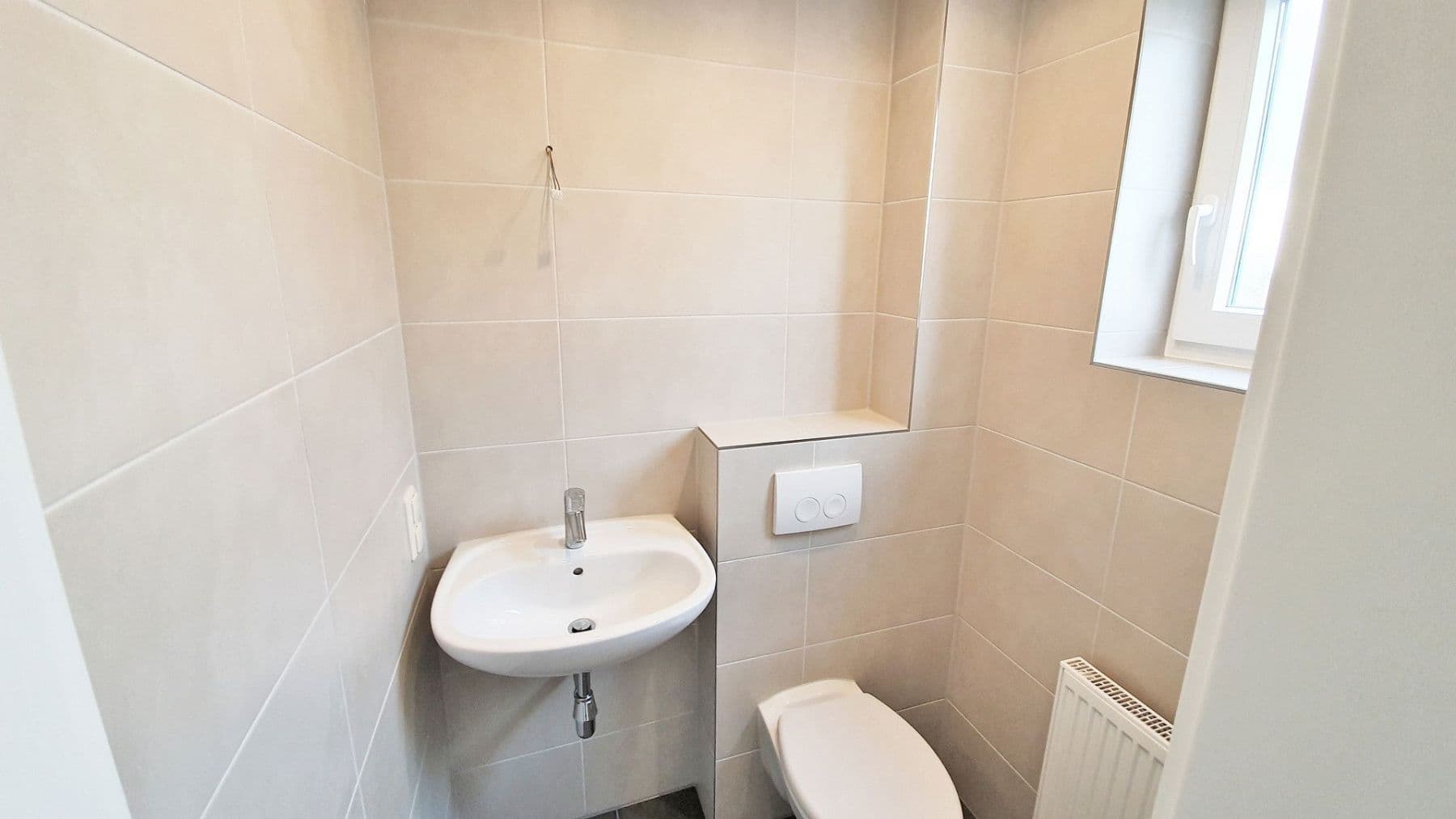 Pronájem domu 100 m², pozemek 180 m², Peine, Dolní Sasko Pronájem domu 100 m², pozemek 180 m², Peine, Dolní Sasko