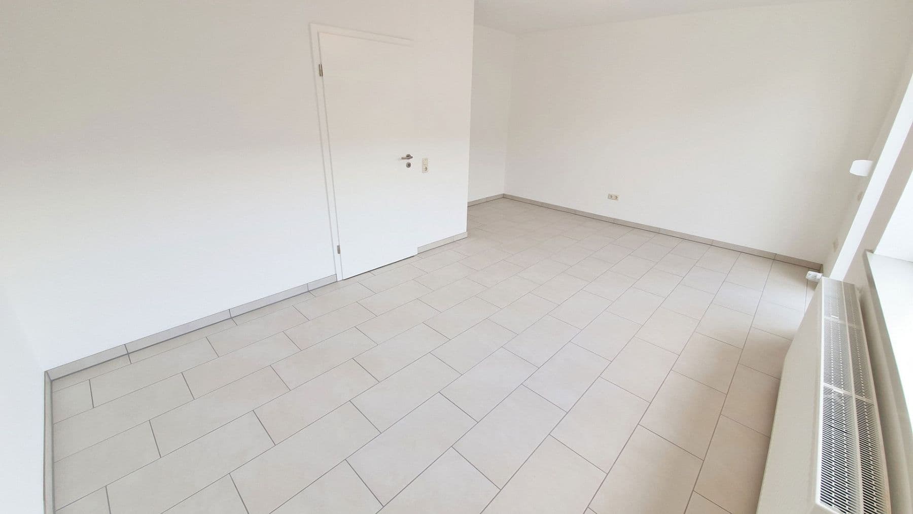 Pronájem domu 100 m², pozemek 180 m², Peine, Dolní Sasko Pronájem domu 100 m², pozemek 180 m², Peine, Dolní Sasko