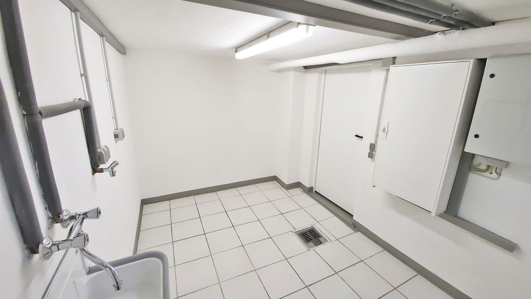 Pronájem domu 100 m², pozemek 180 m², Peine, Dolní Sasko Pronájem domu 100 m², pozemek 180 m², Peine, Dolní Sasko