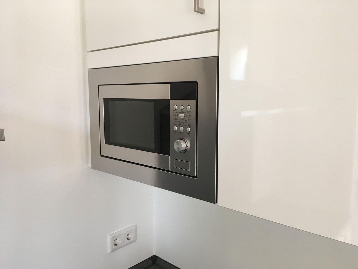 Prodej bytu 2+1 80 m², Südostallee 132, Berlin, Berlín Prodej bytu 2+1 80 m², Südostallee 132, Berlin, Berlín