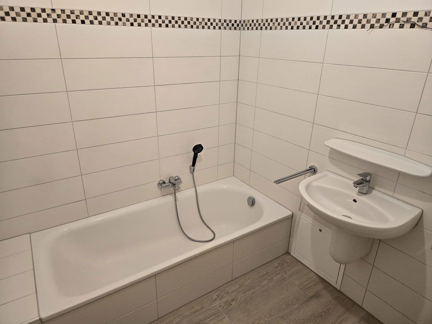 Prodej bytu 3+1 100 m², Unterwallweg 15, Bückeburg, Dolní Sasko Prodej bytu 3+1 100 m², Unterwallweg 15, Bückeburg, Dolní Sasko