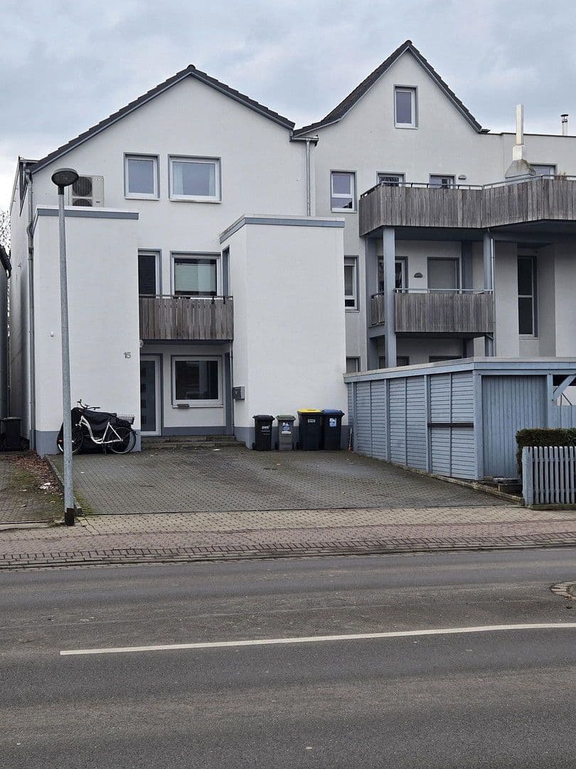 Prodej bytu 3+1 100 m², Unterwallweg 15, Bückeburg, Dolní Sasko Prodej bytu 3+1 100 m², Unterwallweg 15, Bückeburg, Dolní Sasko