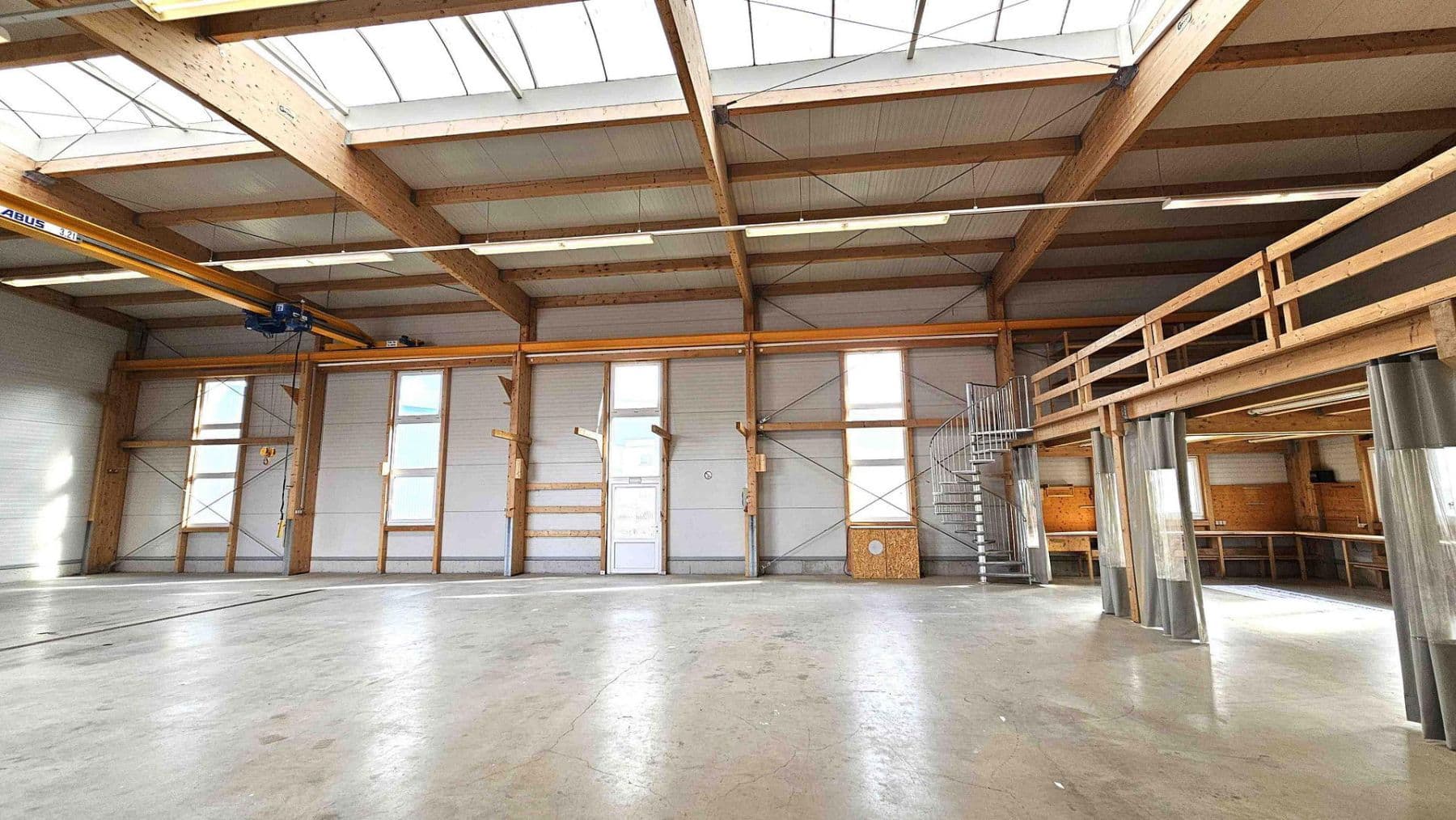 Pronájem nebytového prostoru 1.020 m², Große Isel 9, Neu-Ulm, Bavorsko Pronájem nebytového prostoru 1.020 m², Große Isel 9, Neu-Ulm, Bavorsko