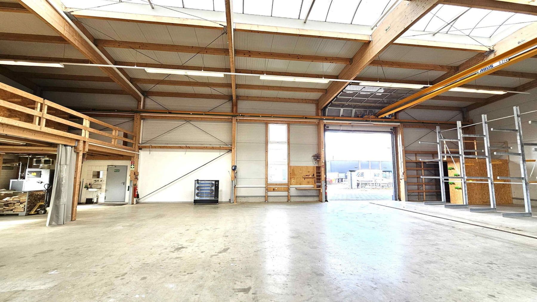 Pronájem nebytového prostoru 1.020 m², Große Isel 9, Neu-Ulm, Bavorsko Pronájem nebytového prostoru 1.020 m², Große Isel 9, Neu-Ulm, Bavorsko