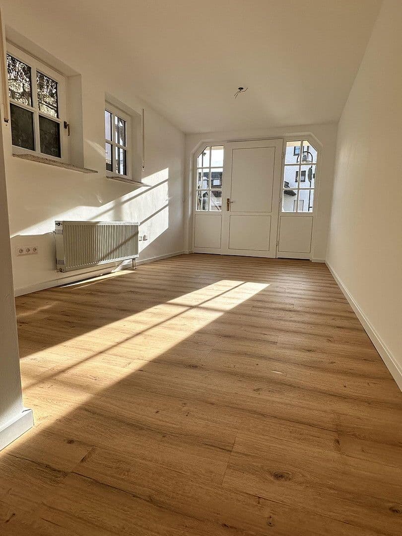 Pronájem kanceláře 20 m², Jettingerstr. 36, Herrenberg, Bádensko-Württembersko Pronájem kanceláře 20 m², Jettingerstr. 36, Herrenberg, Bádensko-Württembersko