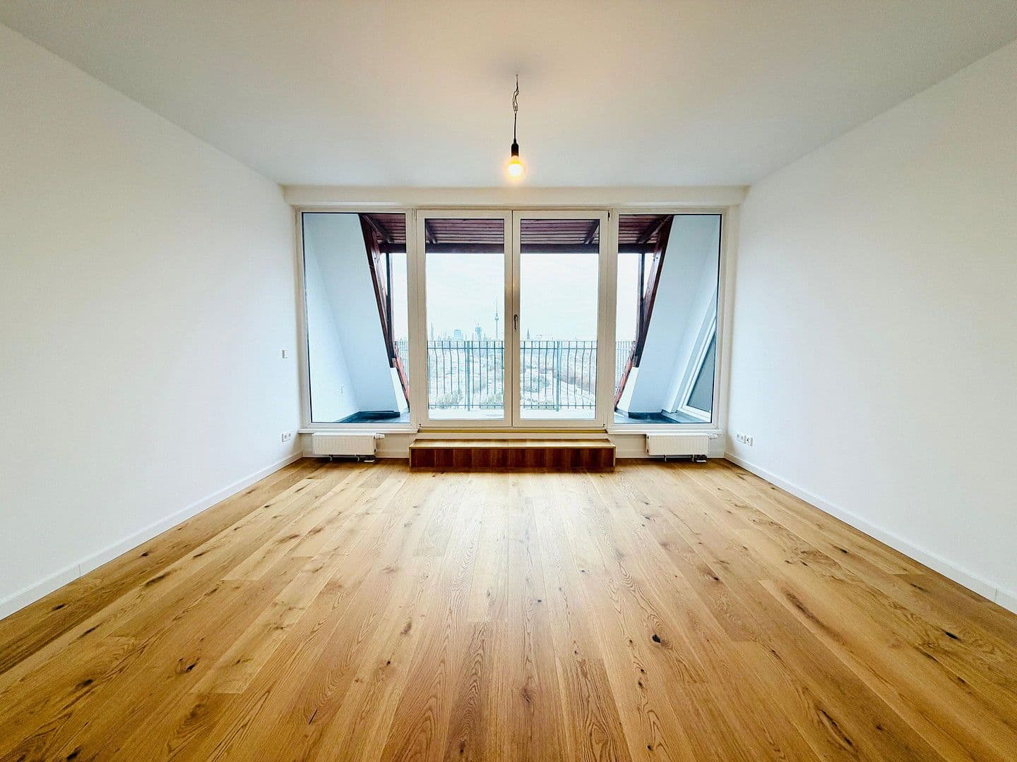 Prodej bytu 3+1 85 m², Gleimstraße 61, Berlin, Berlín Prodej bytu 3+1 85 m², Gleimstraße 61, Berlin, Berlín