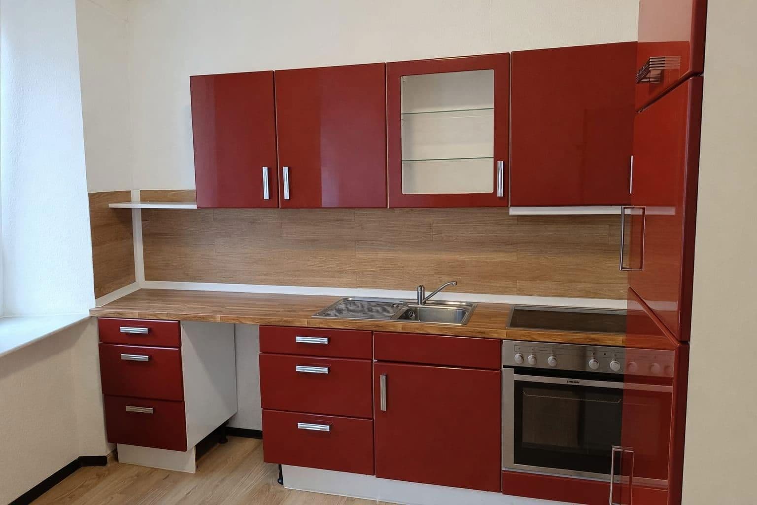 Pronájem bytu 3+1 78 m², Ludwigstraße 35, Bad Brückenau, Bavorsko Pronájem bytu 3+1 78 m², Ludwigstraße 35, Bad Brückenau, Bavorsko