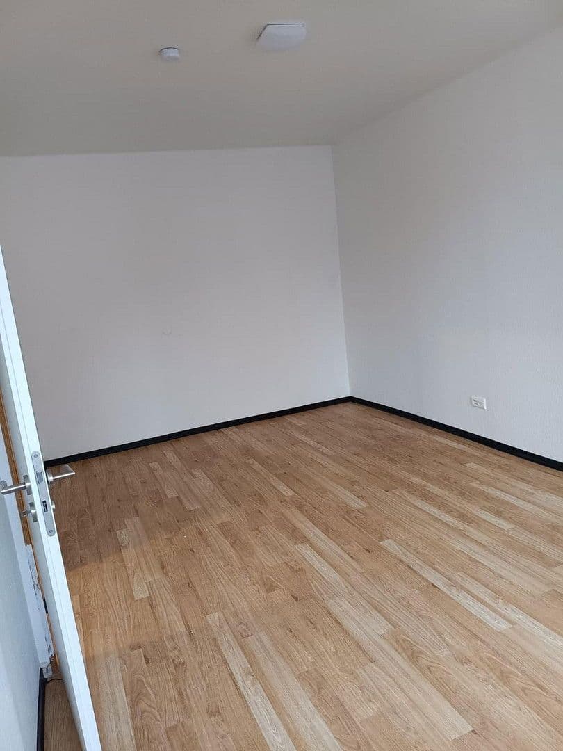 Pronájem bytu 3+1 78 m², Ludwigstraße 35, Bad Brückenau, Bavorsko Pronájem bytu 3+1 78 m², Ludwigstraße 35, Bad Brückenau, Bavorsko