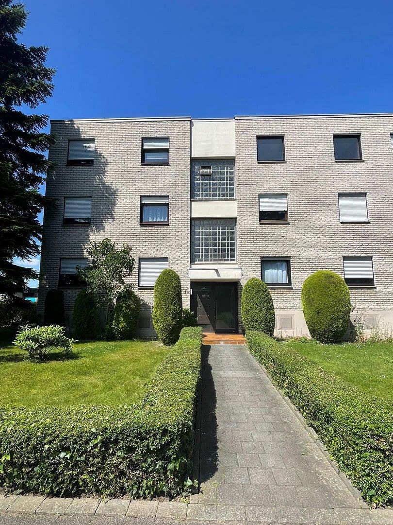 Pronájem bytu 3+1 72 m², Von-Leibniz-Str. 14, Erftstadt, Severní Porýní-Vestfálsko Pronájem bytu 3+1 72 m², Von-Leibniz-Str. 14, Erftstadt, Severní Porýní-Vestfálsko