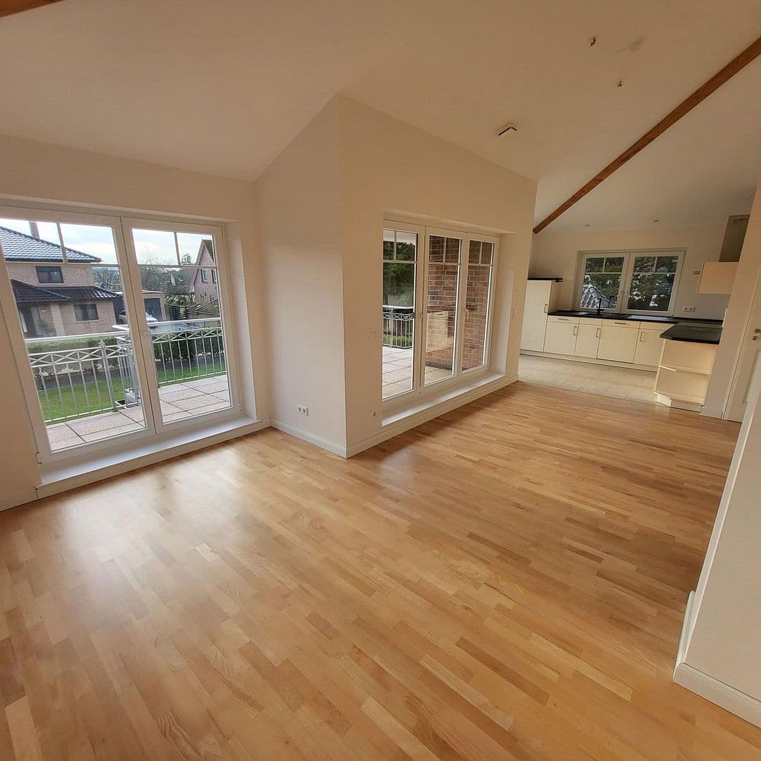 Pronájem bytu 3+1 95 m², Seevetal, Dolní Sasko Pronájem bytu 3+1 95 m², Seevetal, Dolní Sasko