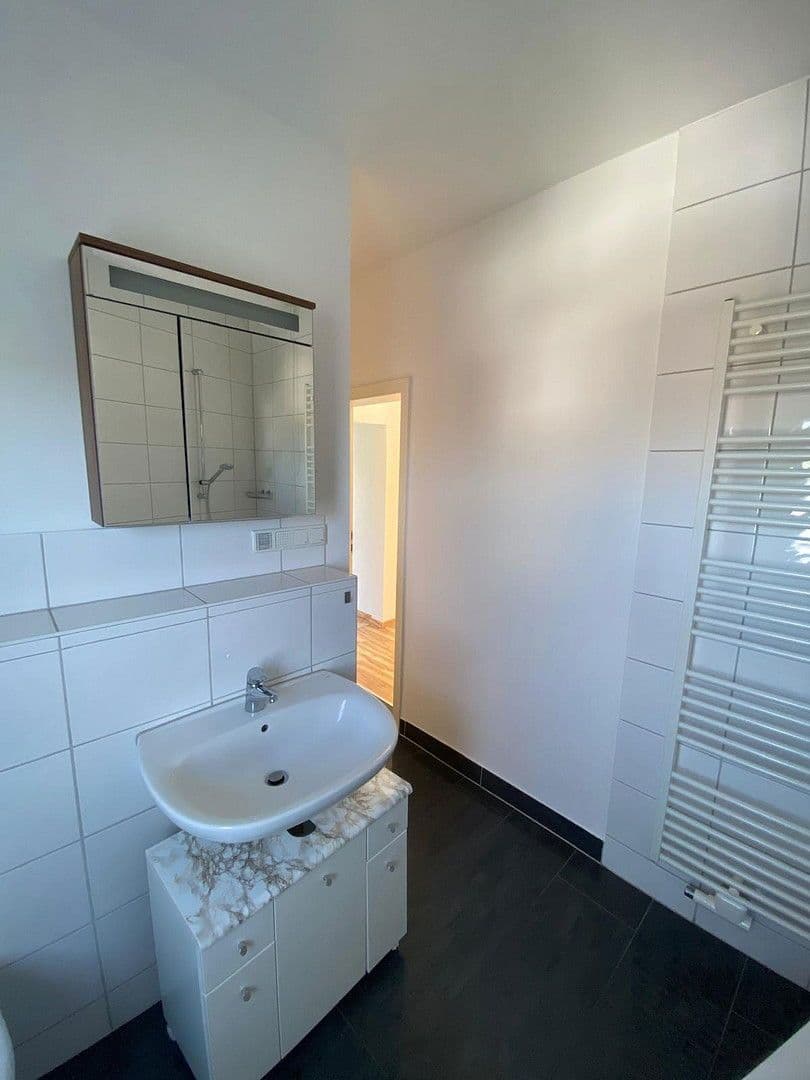 Pronájem bytu 3+1 60 m², Bergstraße 23, Bad Vilbel, Hessen Pronájem bytu 3+1 60 m², Bergstraße 23, Bad Vilbel, Hessen
