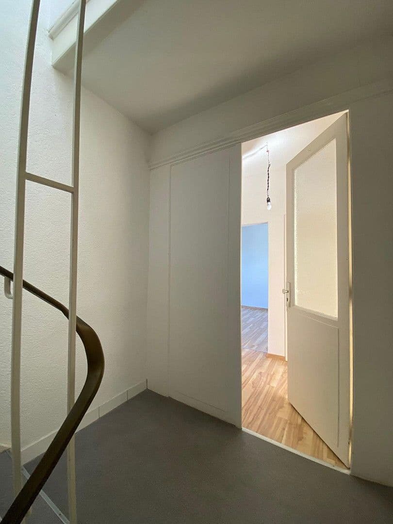 Pronájem bytu 3+1 60 m², Bergstraße 23, Bad Vilbel, Hessen Pronájem bytu 3+1 60 m², Bergstraße 23, Bad Vilbel, Hessen