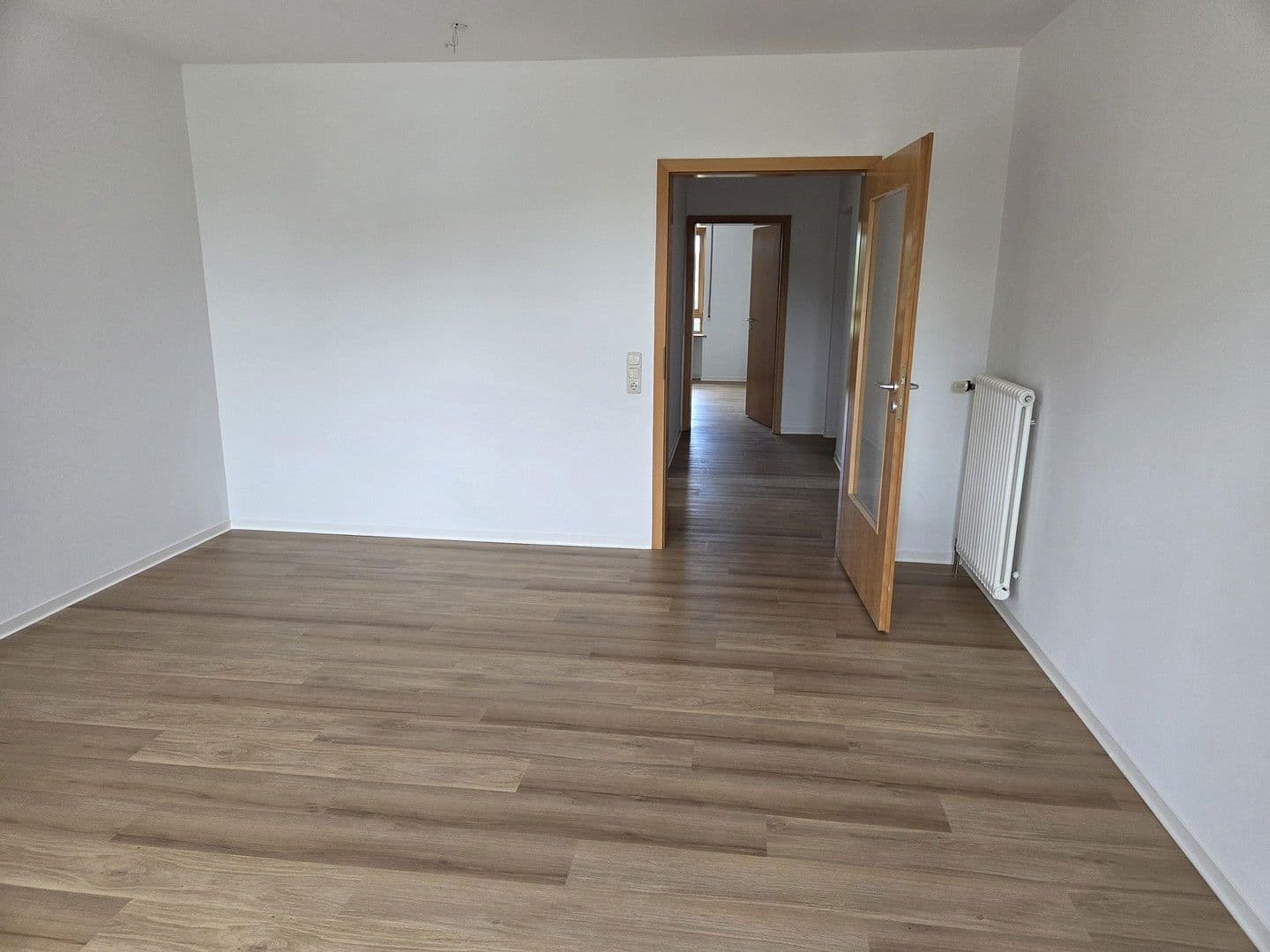 Pronájem bytu 3+1 72 m², Groß Kreutz (Havel), Braniborsko Pronájem bytu 3+1 72 m², Groß Kreutz (Havel), Braniborsko