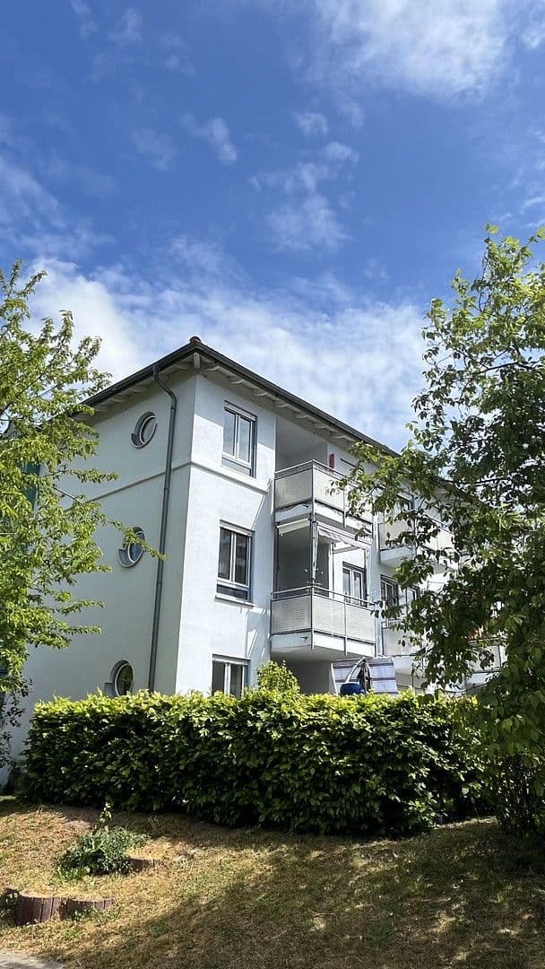 Pronájem bytu 3+1 72 m², Groß Kreutz (Havel), Braniborsko Pronájem bytu 3+1 72 m², Groß Kreutz (Havel), Braniborsko