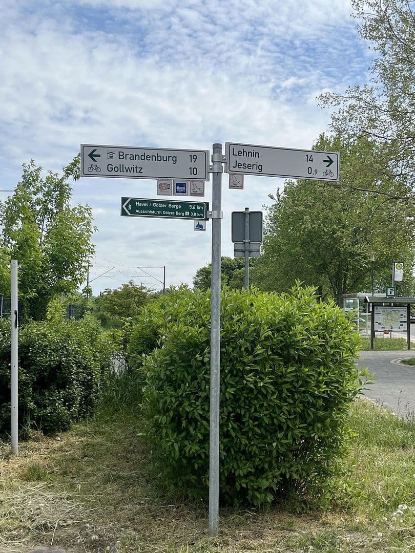 Pronájem bytu 3+1 72 m², Groß Kreutz (Havel), Braniborsko Pronájem bytu 3+1 72 m², Groß Kreutz (Havel), Braniborsko