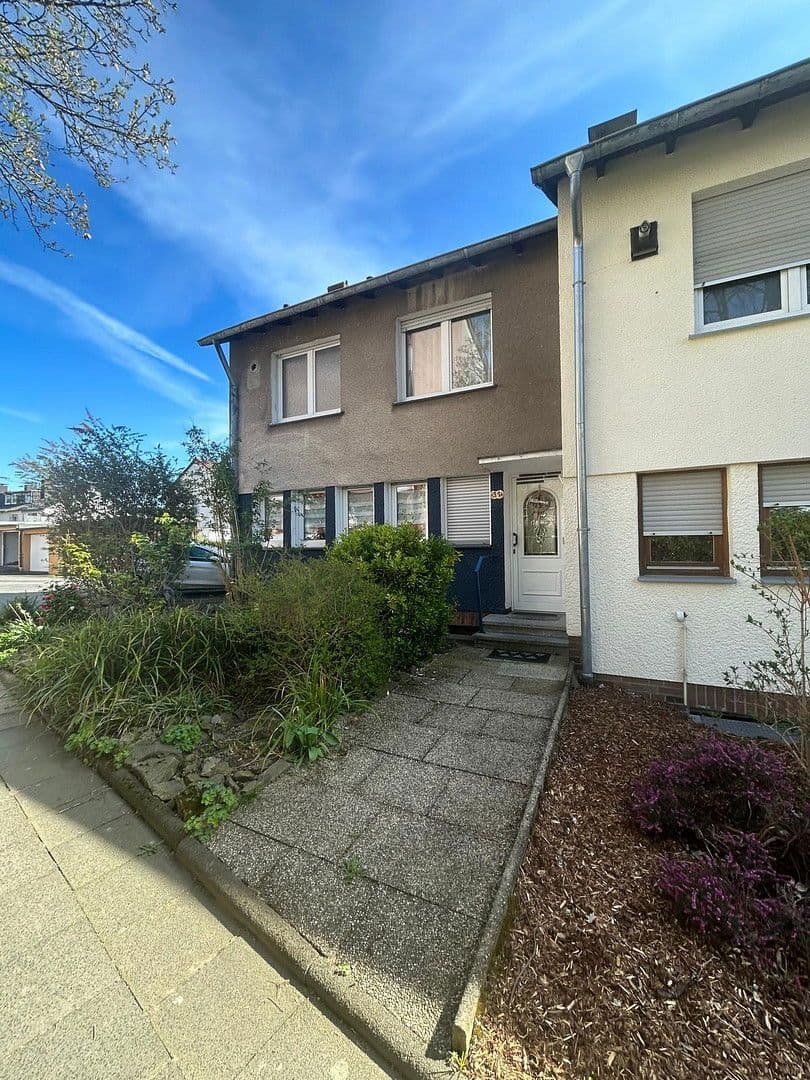 Prodej domu 110 m², pozemek 366 m², Houbenstraße 31, Hagen, Severní Porýní-Vestfálsko Prodej domu 110 m², pozemek 366 m², Houbenstraße 31, Hagen, Severní Porýní-Vestfálsko