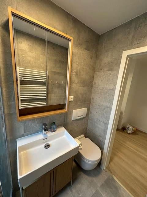 Pronájem bytu 1+1 33 m², Aidenbachstr. 102a, München, Bavorsko Pronájem bytu 1+1 33 m², Aidenbachstr. 102a, München, Bavorsko