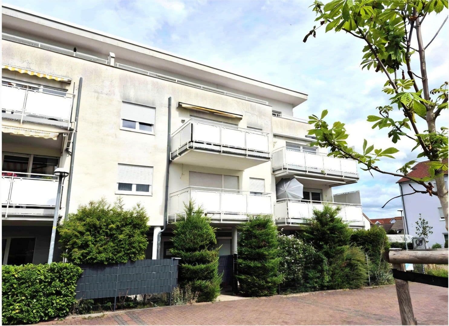 Pronájem bytu 3+1 76 m², Dieffenbacher Str. 5, Dietzenbach, Hessen Pronájem bytu 3+1 76 m², Dieffenbacher Str. 5, Dietzenbach, Hessen