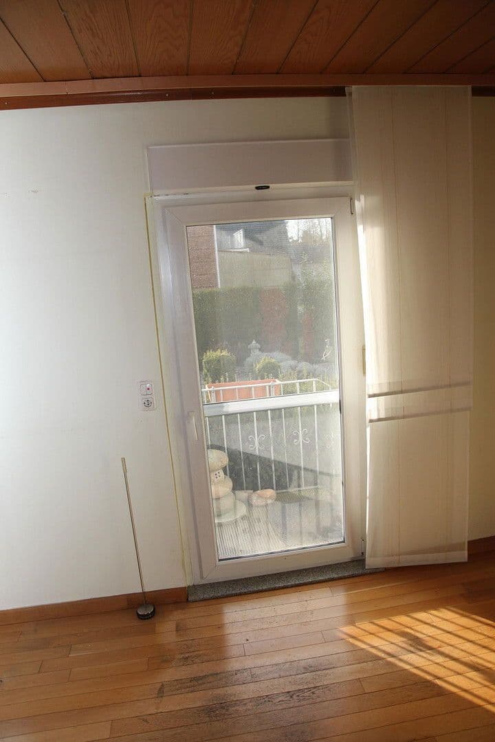 Prodej domu 185 m², pozemek 1.348 m², Lippstädter Straße 18, Erwitte, Severní Porýní-Vestfálsko Prodej domu 185 m², pozemek 1.348 m², Lippstädter Straße 18, Erwitte, Severní Porýní-Vestfálsko