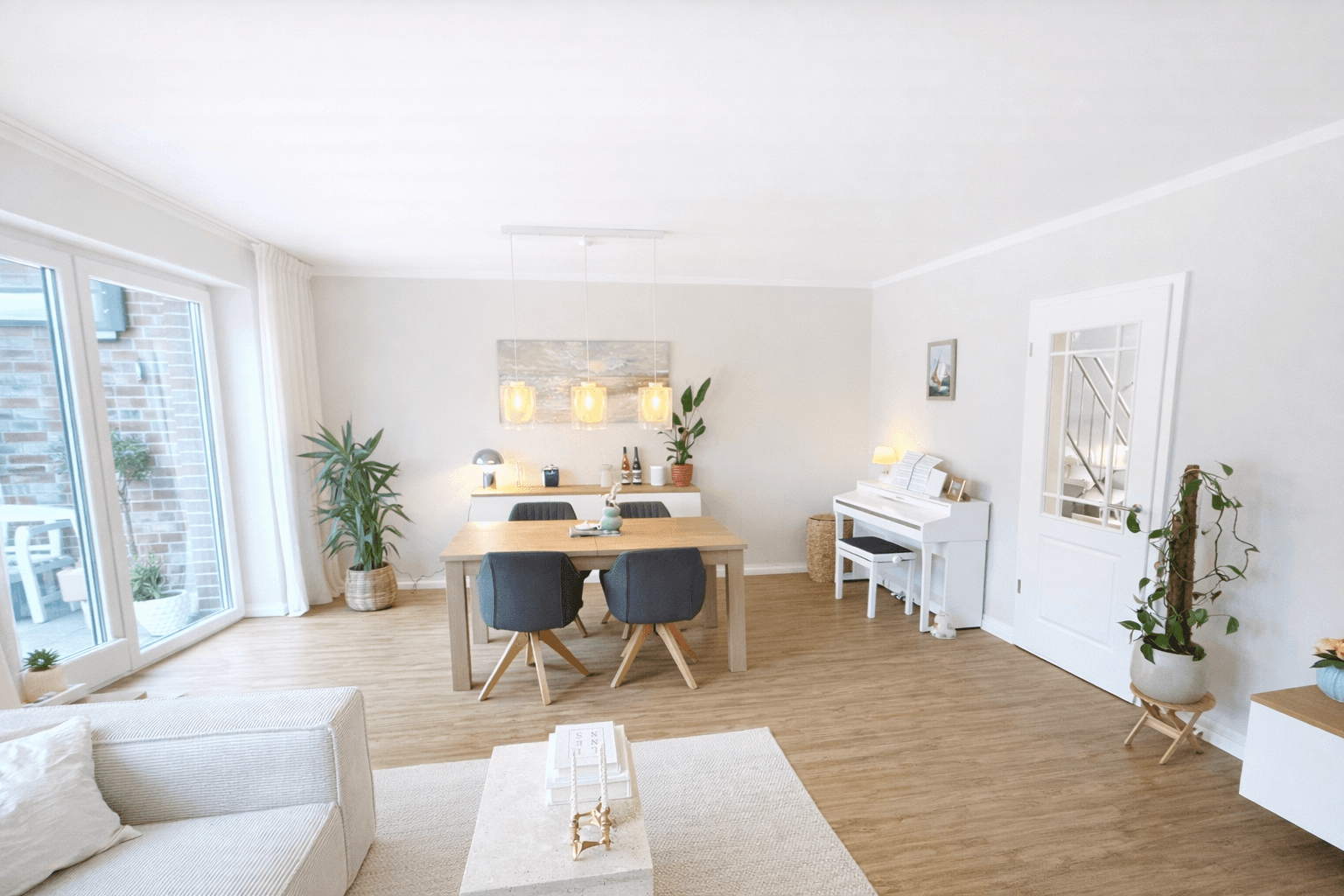 Prodej domu 110 m², pozemek 301 m², Wielandstraße 4b, Hude (Oldenburg), Dolní Sasko Prodej domu 110 m², pozemek 301 m², Wielandstraße 4b, Hude (Oldenburg), Dolní Sasko