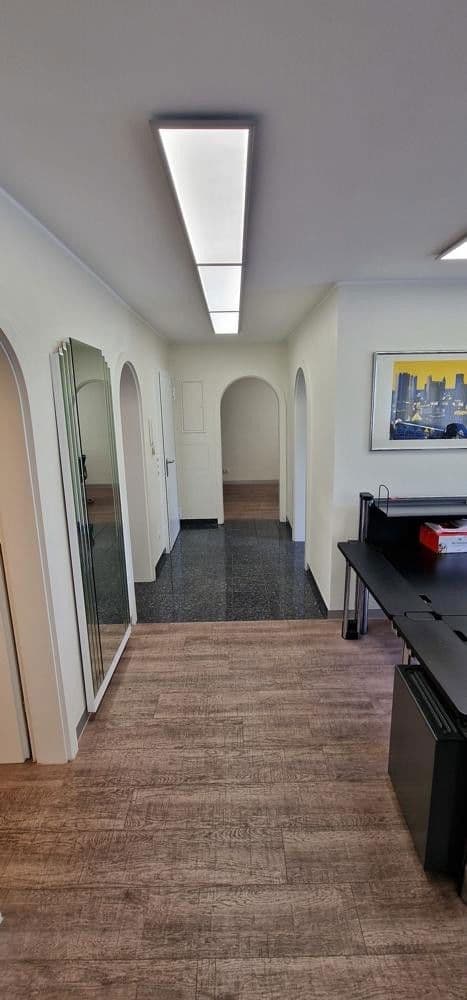 Pronájem kanceláře 70 m², Oederweg 43, Frankfurt am Main, Hessen Pronájem kanceláře 70 m², Oederweg 43, Frankfurt am Main, Hessen