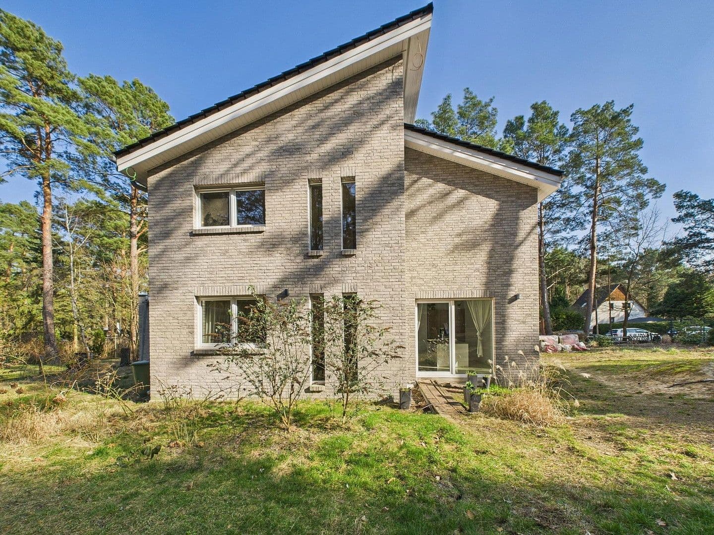 Prodej domu 178 m², pozemek 1.401 m², Mittenwalde, Braniborsko Prodej domu 178 m², pozemek 1.401 m², Mittenwalde, Braniborsko