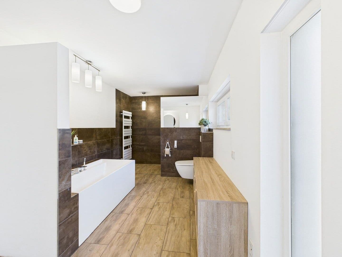 Prodej domu 178 m², pozemek 1.401 m², Mittenwalde, Braniborsko Prodej domu 178 m², pozemek 1.401 m², Mittenwalde, Braniborsko